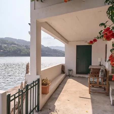 Feel Discovery Casa Do Rio Douro Valley * Ribadouro